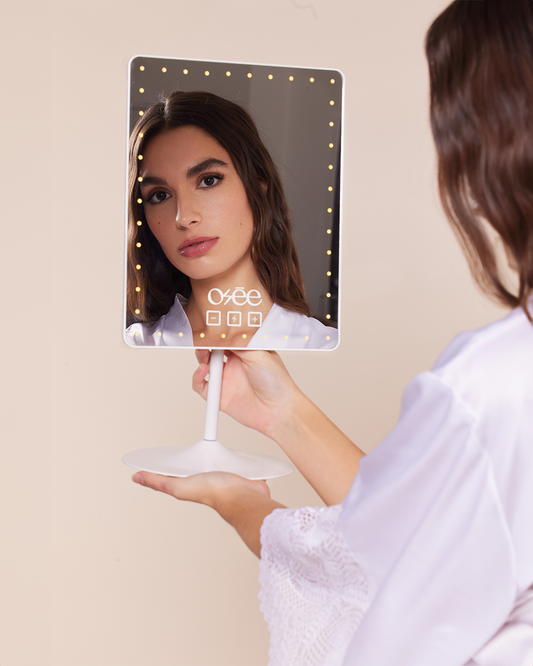 GLOWY BEAUTTY MIRROR